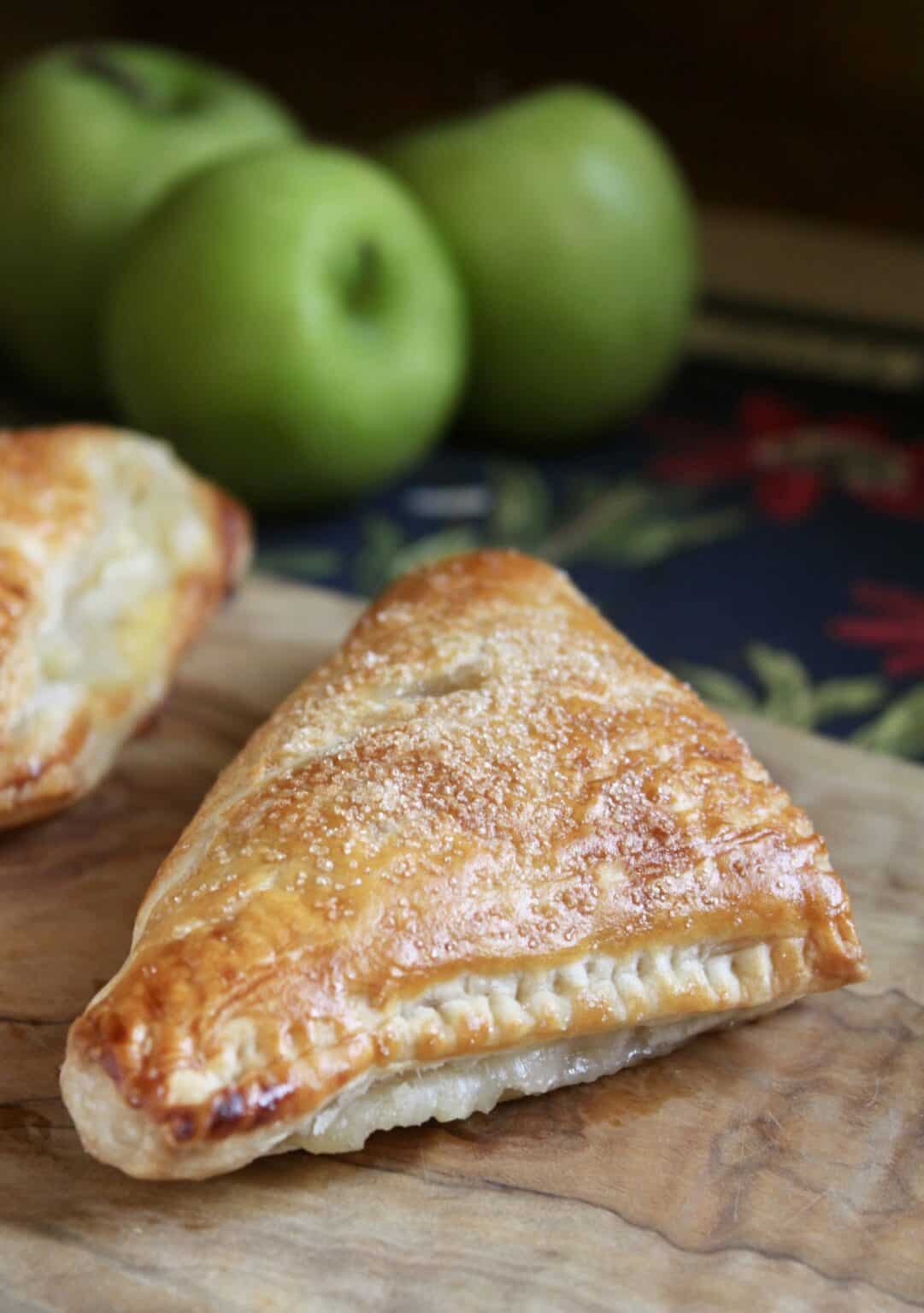 Apple Turnover Recipe (with Puff Pastry) - Christina's Cucina