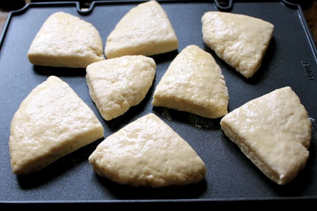 making cream girdle scones