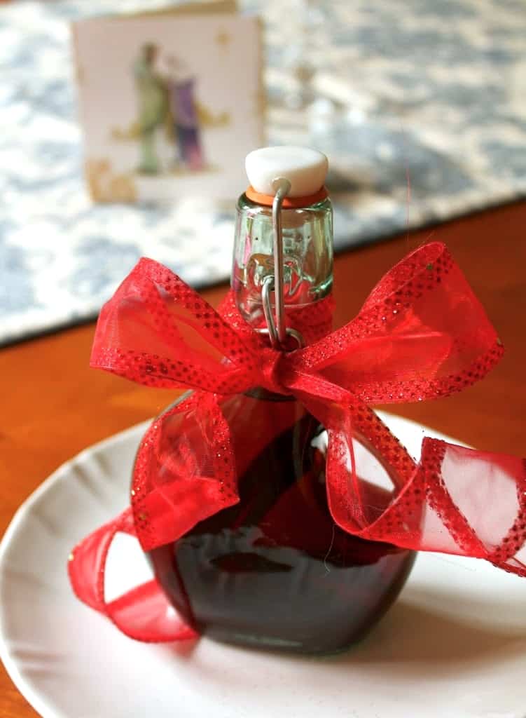 homemade vanilla extract christmas gift