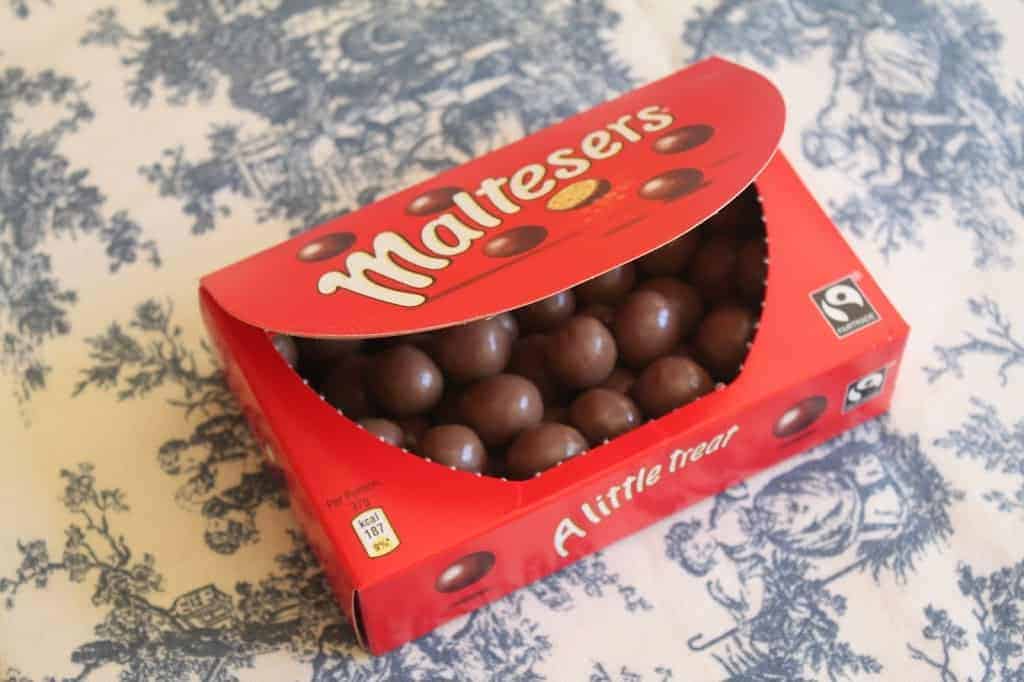 Maltesers Chocolate Hamper Box Gift Personalised Sweet Treat 