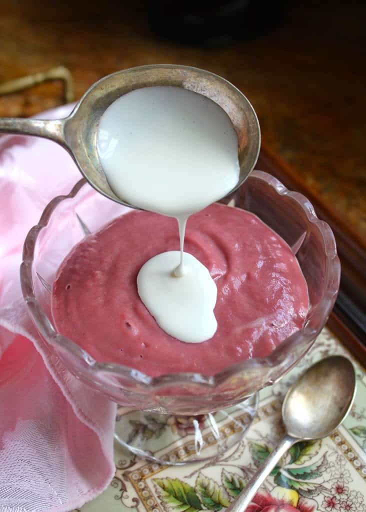rhubarb fool recipe with cream