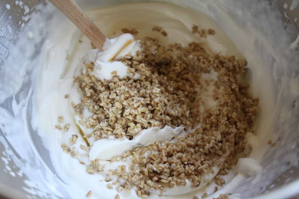 Mixing oats into the cream