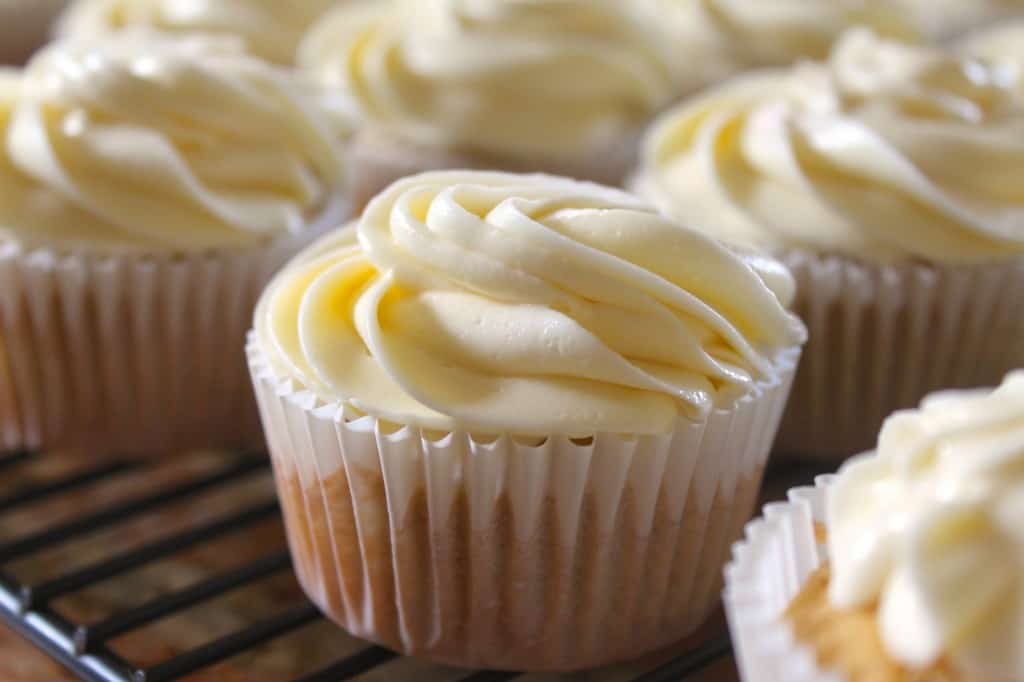 White Russian cupcakes with Vodka buttercream icing