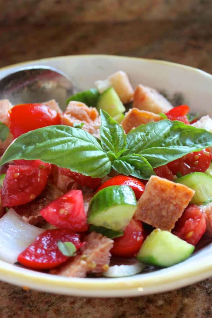 ways to use fresh garden tomatoes panzanella