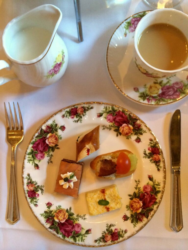 Afternoon tea at the Millennium Biltmore Los Angeles