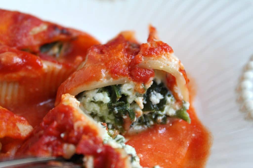 Ricotta and Spinach Stuffed Shells with Homemade Pasta Sauce recipe