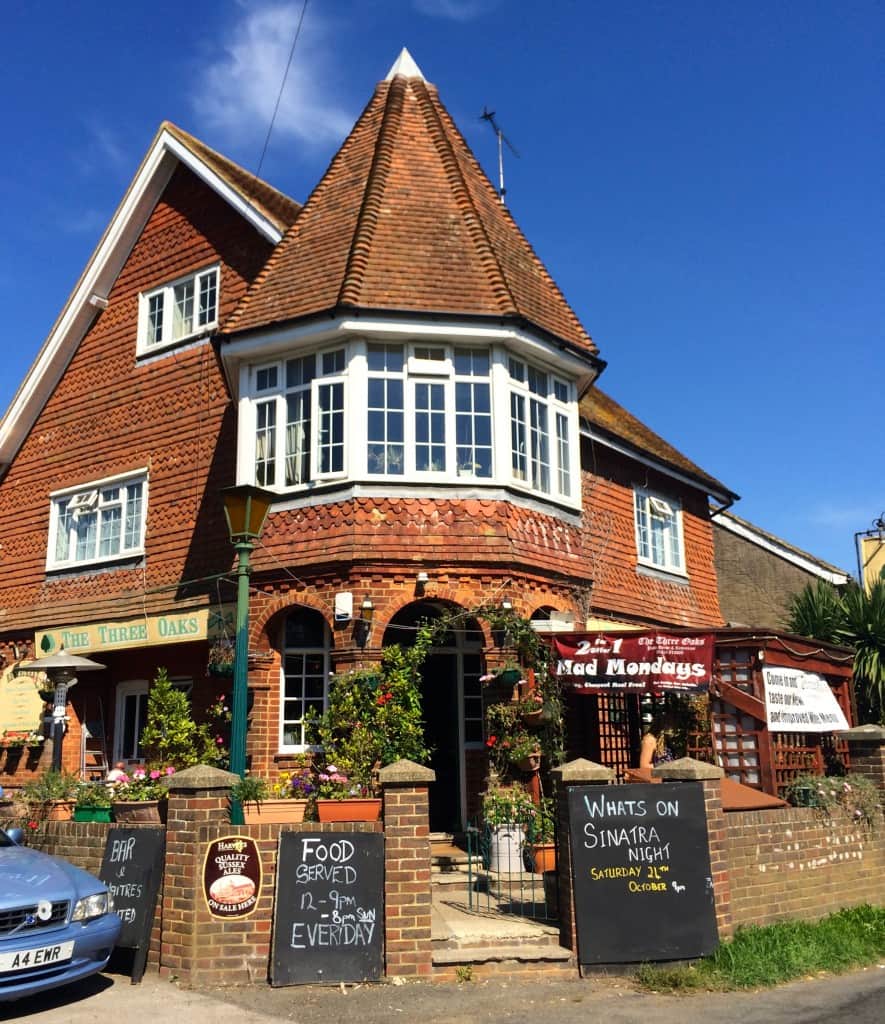 Three Oaks Pub and Restaurant in England