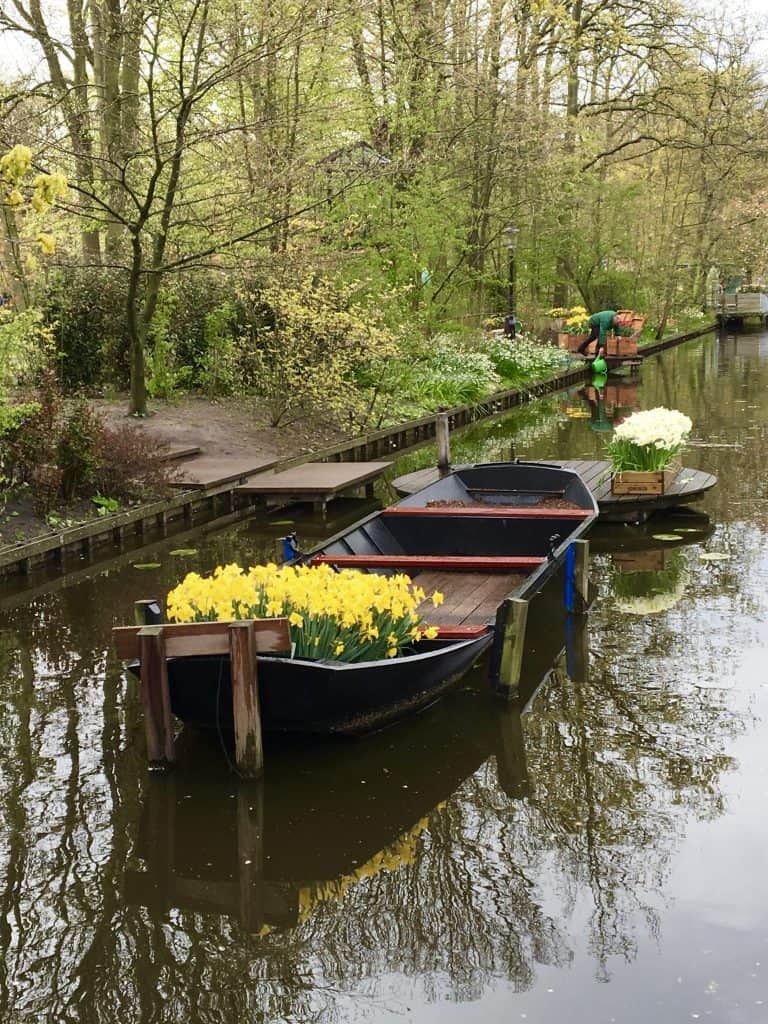 Boat scene in Keukenhof Gardens