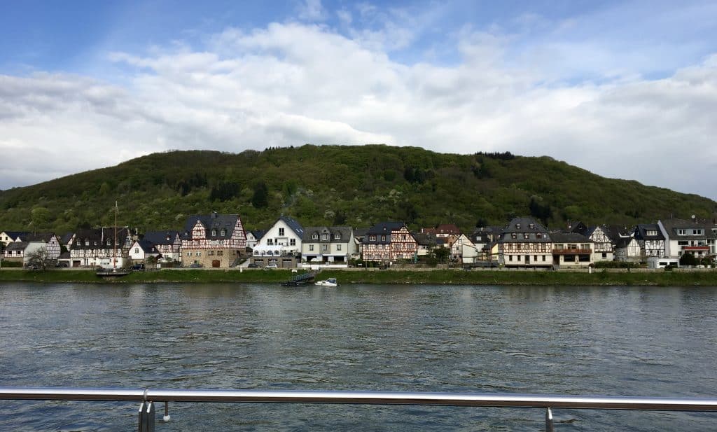 Cruising in the Rhine Gorge