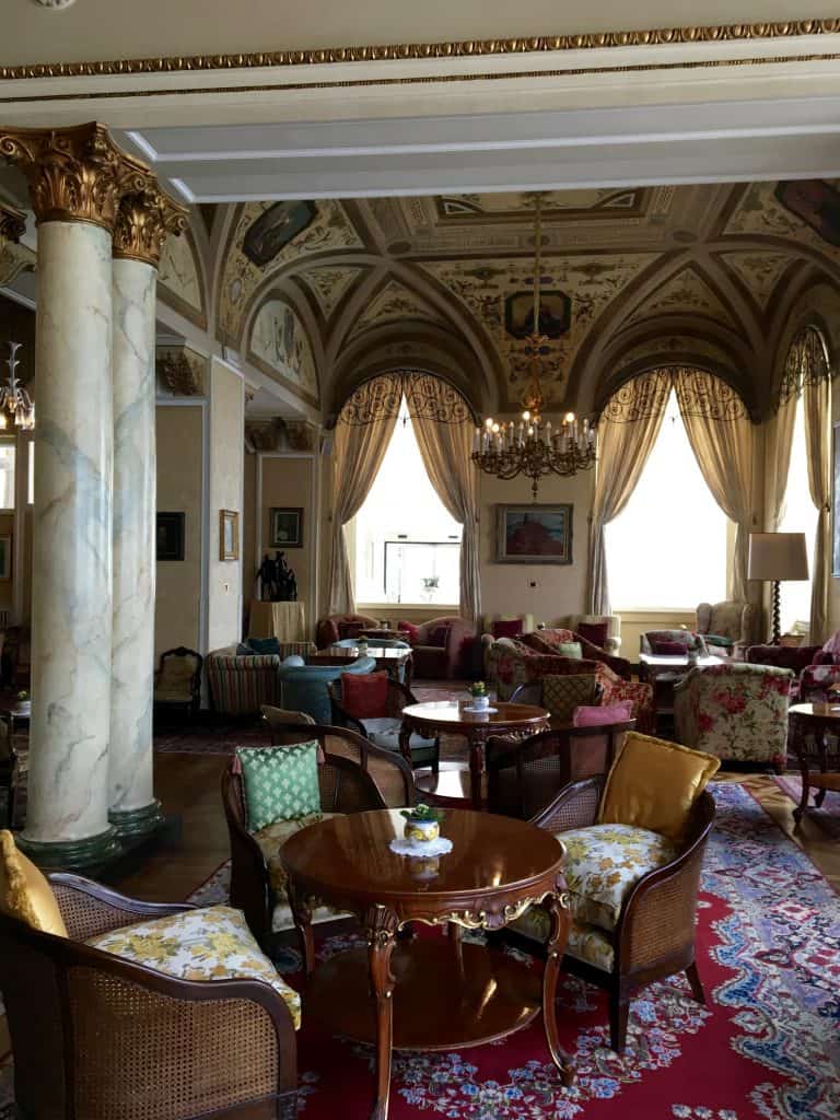 living room in Grand Hotel Villa Serbelloni on Lake Como