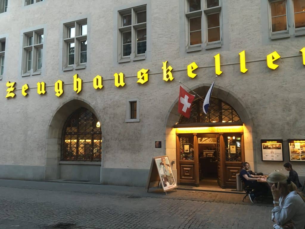 Zeughauskeller Restaurant in Zürich