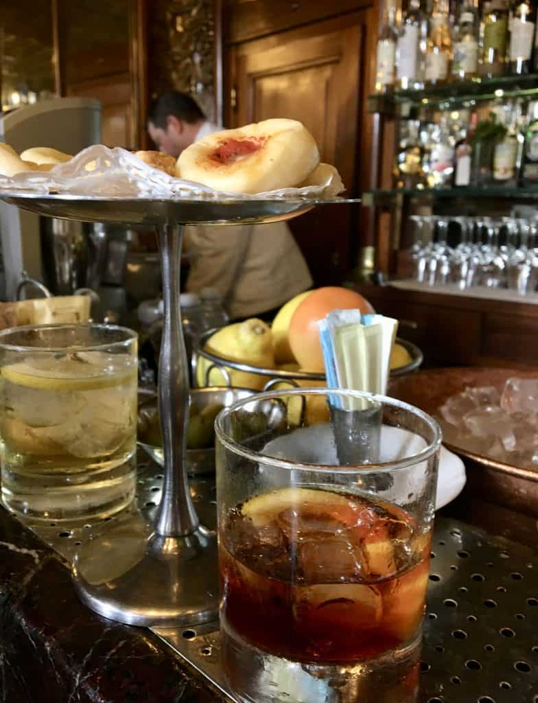 Aperitivo Turin Torino Vermouth Italy Caffè Mulassano