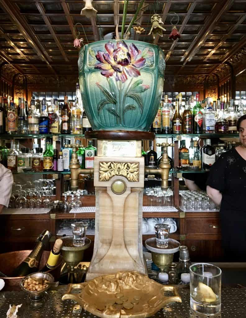 Bar turin torino ceiling wood 