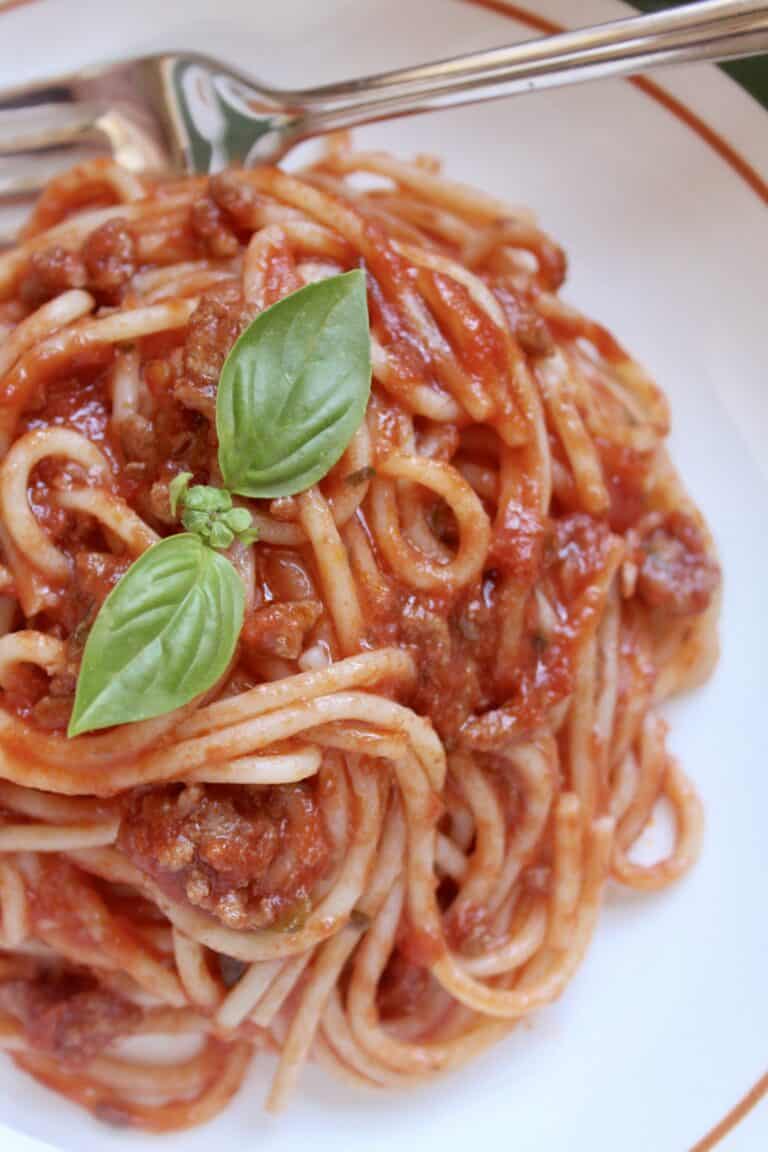 Spaghetti Sauce (Easy Italian Recipe with 6 Ingredients) - Christina's ...