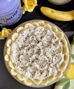 banoffee pie decorated with banana slices