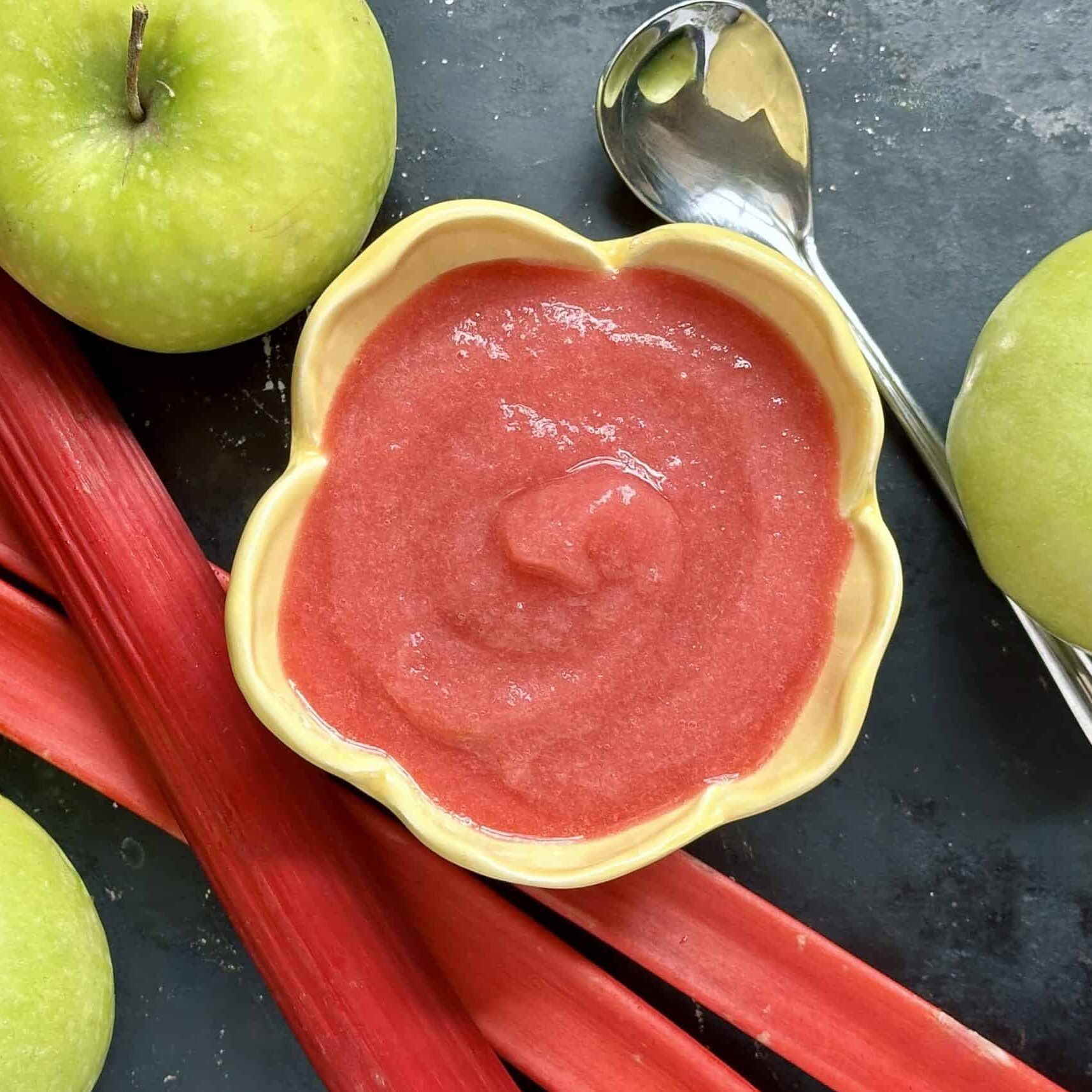 rhubarb applesauce with rhubarb and apples