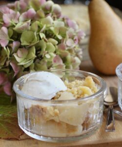 pear crumble and ice cream