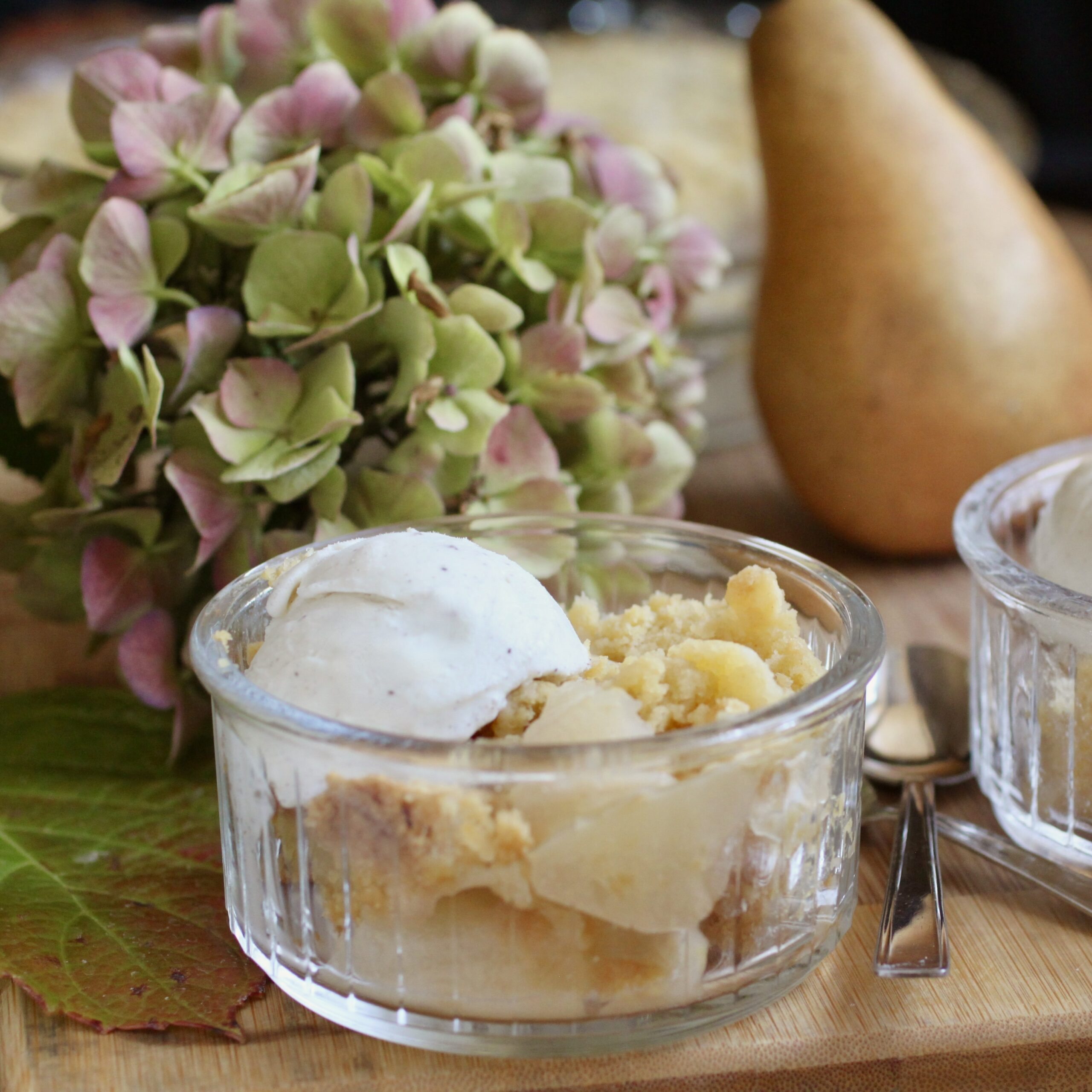 pear crumble and ice cream