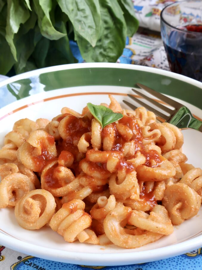 trottole pasta and basil